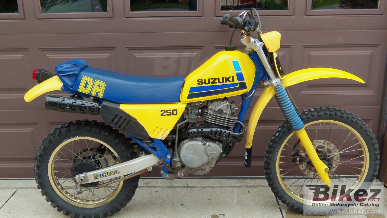 Suzuki dr 250 s